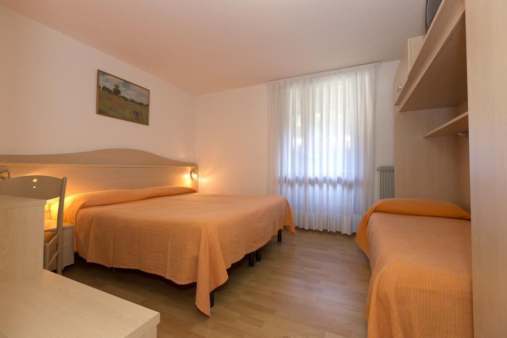 Hotel Cima Tosa San Lorenzo Dorsino Luaran gambar
